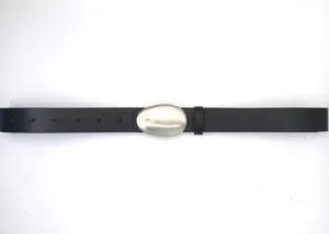 Minimalist black leather belt featuring a unique smooth metallic oval buckle for women.