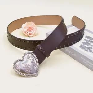 Women rivet belt casual vintage heart metal buckle brown leather waist accessory