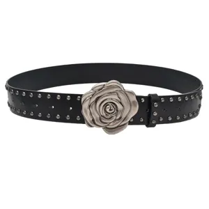 Ceinture en cuir avec boucle metal rose et rivets style punk vintage pour femmes