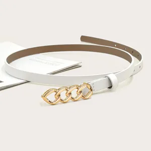 Witte smalle lederen riem met stijlvolle gouden schakelgesp voor dames jurkjas taille