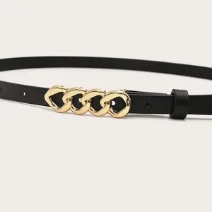 Zwarte smalle riem met stijlvolle gouden hartkettinggesp, perfect voor jurken en jassen.