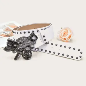 White studded leather belt with rhinestone skull buckle for women punk Y2K style.