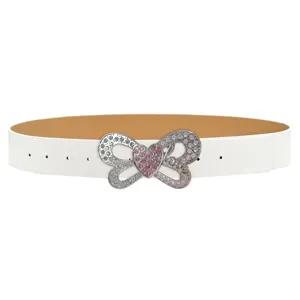 Cinturón de mujer blanco de moda con hebilla de mariposa y corazón de strass para vaqueros.