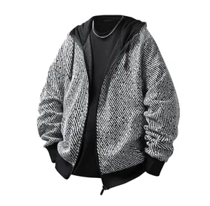Veste zippée à capuche pour homme, texture noire et blanche pour l'automne et l'hiver.