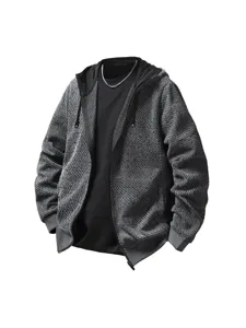Veste zippée à capuche décontractée pour hommes vêtement gris texturé avec t-shirt noir