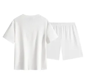 Casual wafel gebreid t-shirt met korte mouwen en shorts set, comfortabele effenkleurige outfit.