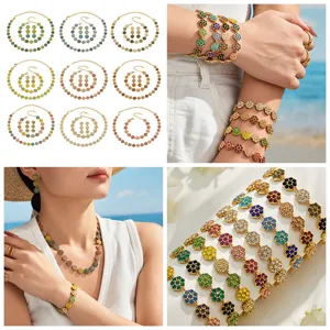 Edelstahl vergoldet bunt Zirkon Blume Schmuck Set Halskette Armband Ohrringe.
