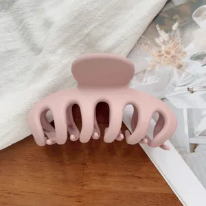 Mat roze haarclip voor dames, minimalistische pompoen haarklem voor dagelijks haarstijlen.