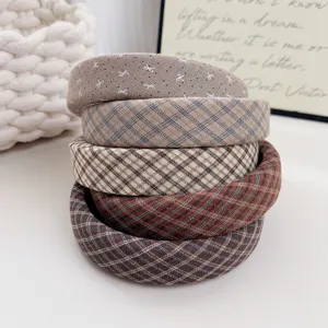 Bandeaux éponges à carreaux et pois bruns vue détaillée, accessoire de cheveux élégant.
