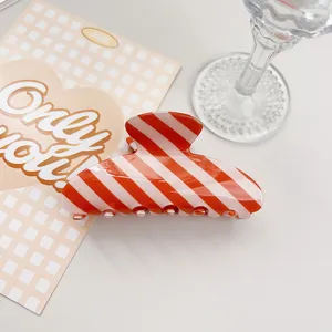 Red and white striped hair claw clip simple fashion acrylic hair accessories for women daily use