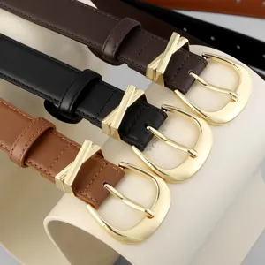 Ceinture femme en cuir véritable, boucle ardillon rétro avec passant croisé unique.