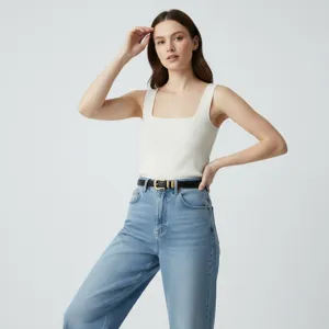 Women minimalist casual belt for jeans dress outerwear, stylish black leather waist belt accessory.