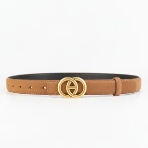 Ceinture femme en daim avec boucle métal doré accessoire de mode élégant et marron