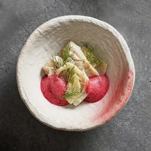 Bol de ceramica para sopa con textura de piedra, ensaladera y bol de fideos artesanal para cocina.