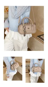 Sac à bandoulière rétro kaki chic pour femme, sac boston polyvalent avec charm élégant.