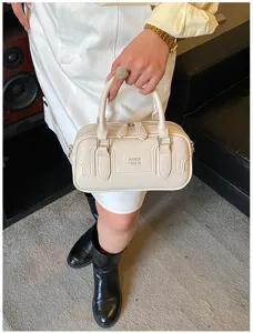 Sac a main femme minimalist retro coreen, sac porte epaule elegant pour tous les jours.