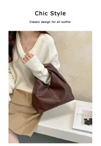Moderna bolso de mano de diseno para mujeres, bolso nube casual muy elegante y chic.