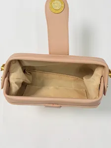 Rosa Vintage Schnalle Umhängetasche, stilvolle Crossbody Handtasche mit Magnetverschluss.