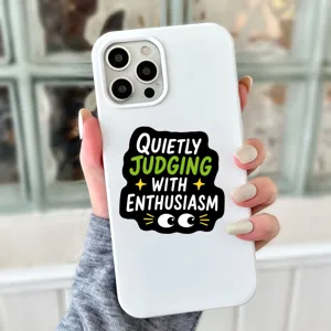 Witte telefoonhoes met grappige quote tekst ontwerp, duurzame beschermhoes voor dagelijks gebruik.