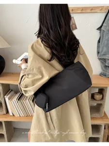 Black nylon shoulder tote bag minimalist casual daily commuting handbag with coin purse