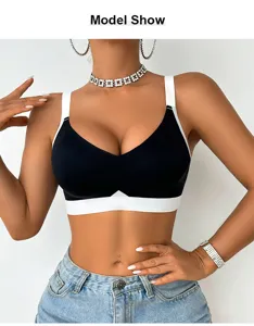 Reggiseno sportivo comodo senza ferretto nero e bianco senza cuciture per le donne.