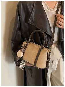 Vintage retro Boston handbag for women, casual commuter shoulder bag with cute charm design.