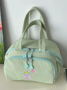 Hellgrüne Kosmetiktasche große Kapazität Handtasche süßes Cartoon-Design Reise Make-up Beutel