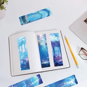 Vue détaillée de marque-pages en papier thème sous-marin, cartes artistiques décoratives.