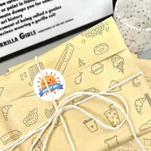 Set di adesivi carini in stile cartone animato con bei design per diari e lavoretti creativi.