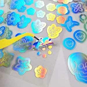 Holografischer Laser Aufkleber Bogen bunte Blumen und Totenkopf wasserdicht DIY Set