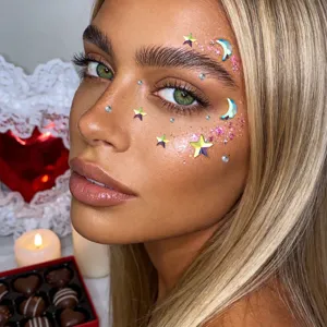 Gemas de cara de estrella y luna láser pegatinas de diamantes para maquillaje festival.