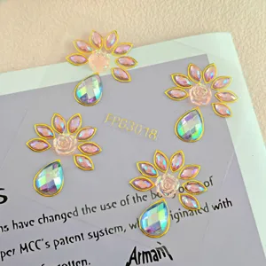 Pegatinas de diamantes de imitación para la cara brillantes para fiesta y escena.