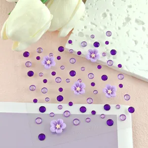Pegatinas de cara de flor 3D moradas pedrería mixta detalle para maquillaje festival DIY.