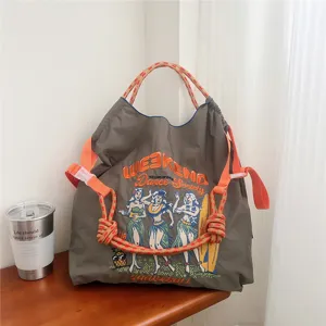 Grand cabas en toile avec design de danseuse hula brodé, sac à épaule décontracté pour le quotidien.