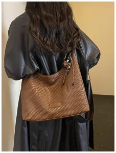 Geweven leren schoudertas voor dames, vintage hobo tote tas met chique kralenhangdecoratie.