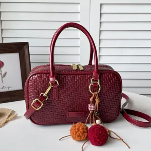 Rote gewebte Boston Handtasche elegante PU Leder Umhängetasche lässige Tasche für Damen