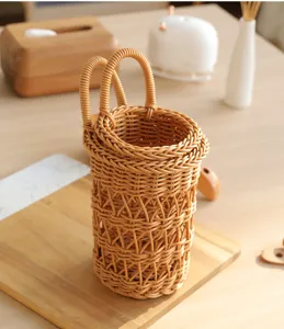 Geflochtener Hängekorb für Küche und Bad, Rattan Wand Organizer für Besteck und Zubehör.