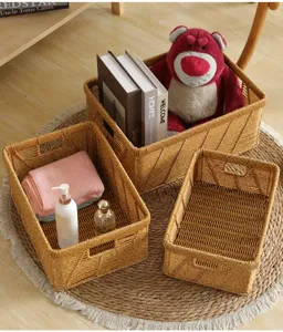 Rechteckiger geflochtener Aufbewahrungsbekorb Rattan Organizer für Haushaltsregal Nutzung.