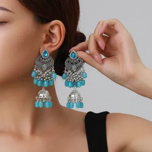 Boucles d'oreilles longues pampilles ethniques vintage bohème strass bleus cloche femme.