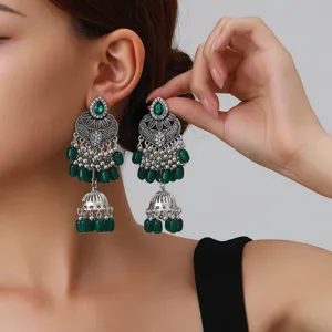 Boucles d'oreilles ethniques vintage, longues boucles pendantes bohèmes rétro pour femmes.