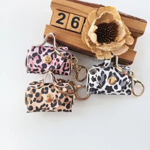 Mini sac à main imprimé léopard porte-clés élégant petit pendentif de sac charmant.