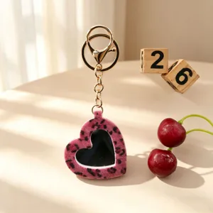 Luipaard print hart spiegel sleutelhanger roze pluche tas hanger leuke accessoire