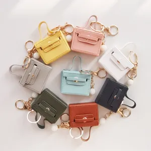 Lederen Mini Tas Sleutelhanger Met Parel Hanger Schattige Portemonnaie Bedel Metalen Beslag Sleutelring Voor Vrouwen Handtas Accessoires