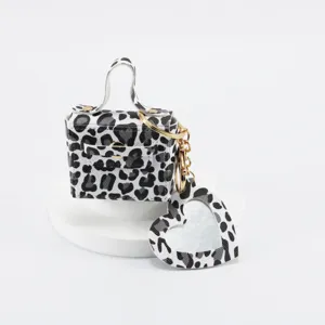 Portachiavi mini borsa maculato leopardato con specchio cuore pelle PU dorata
