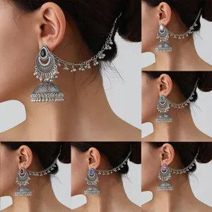 Superbe ensemble de boucles d'oreilles Jhumka et chaîne de cheveux bohème indien.