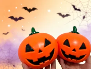 Halloween Kürbis Squeeze Spielzeug Detail Nahaufnahme süß orange Stressabbau
