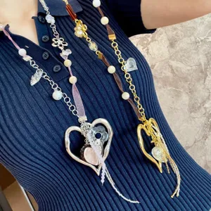 Y2K handmade ribbon beaded heart sweater chain necklace vintage clavicle chain jewelry