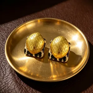 Pendientes vintage de metal flocado con estampado de leopardo, pendientes de botón dorados de lujo.