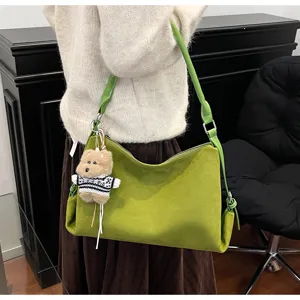 Bolso de hombro de ante retro verde para mujer, gran capacidad bolso de mano de viajero.