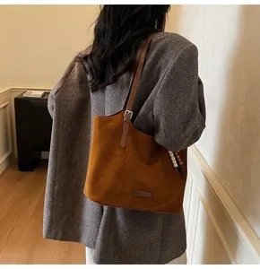 Retro brown suede tote bag for women, large capacity casual shoulder bag for daily commute fashion.